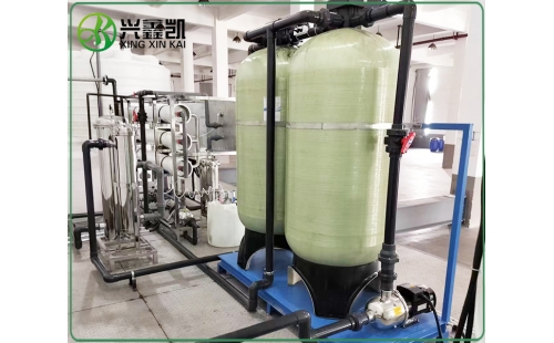 軟水器樹脂的再生頻率對其使用壽命有何影響？-杭州鑫凱